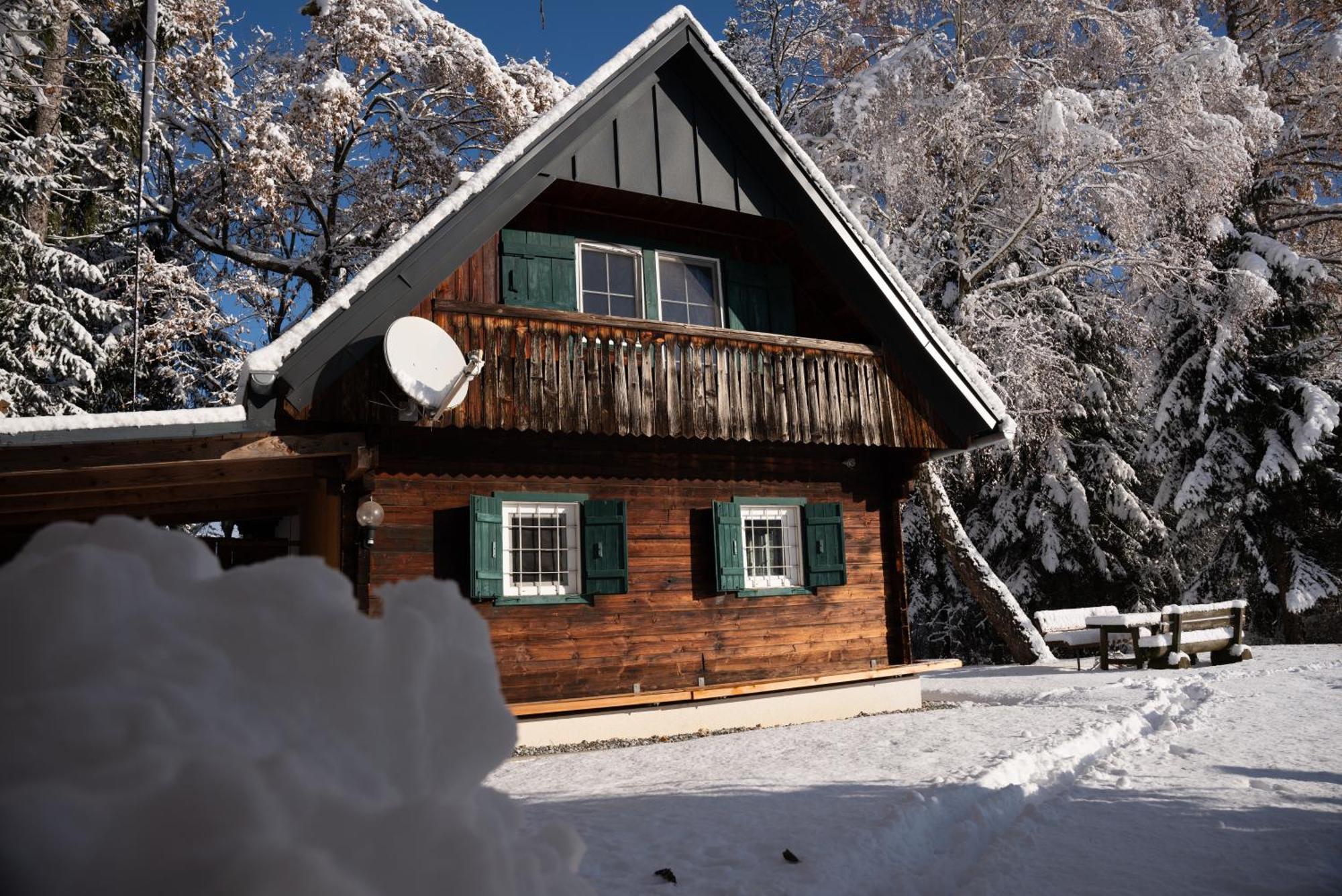 Gregor'S Ferienhaus Im Wald Edelschrott Exterior foto