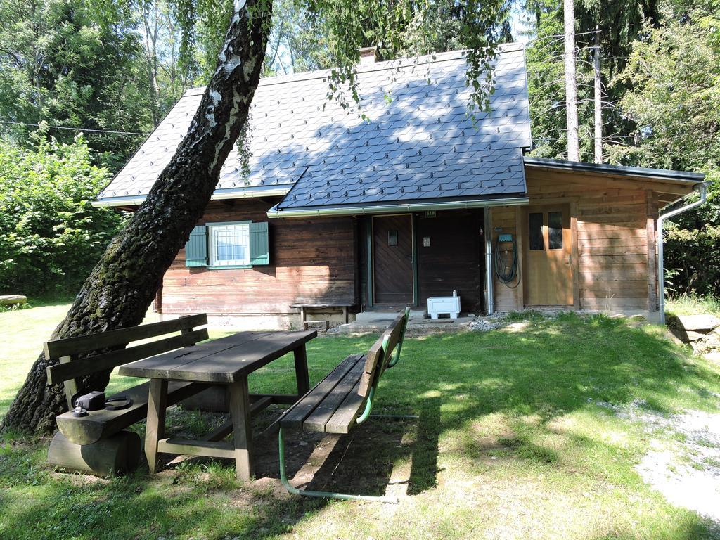 Gregor'S Ferienhaus Im Wald Edelschrott Exterior foto